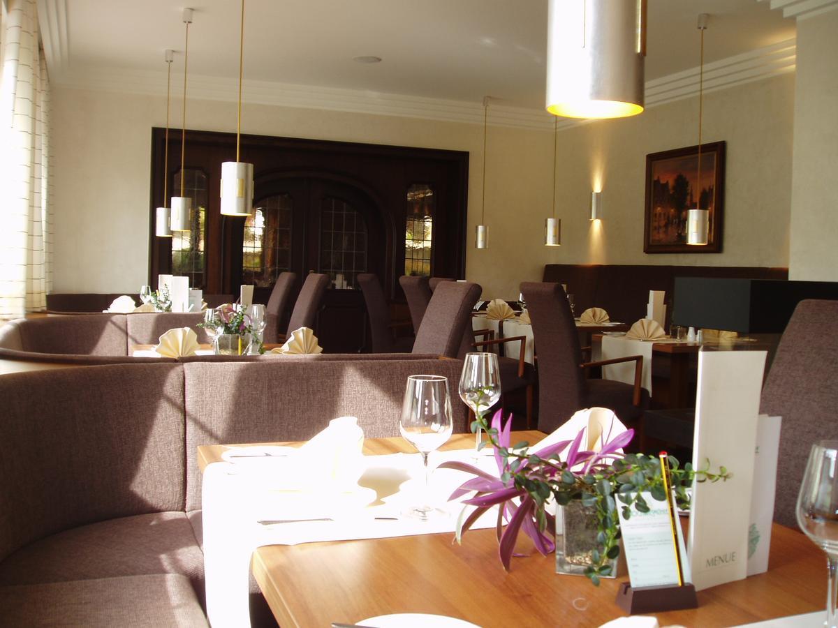 Hotel-Restaurant Hochwiesmuhle Bexbach Exterior photo
